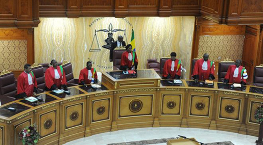 Gabon court 