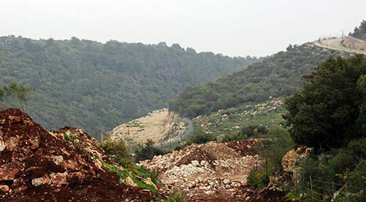 Hezbollah Hosts Journalists on a Border Tour, Uncovers ‘Israeli' Flaws Hezbollah Hosts Journalists on a Border Tour, Uncovers ‘Israeli’ Flaws