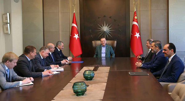 Turkish President Recep Tayyip Erdogan and Russian Defense Minister Sergei Shoigu