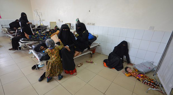 Yemeni mothers and their children 