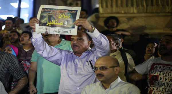 Egypt: Massive Protests Continue over Red Sea Islands Deal