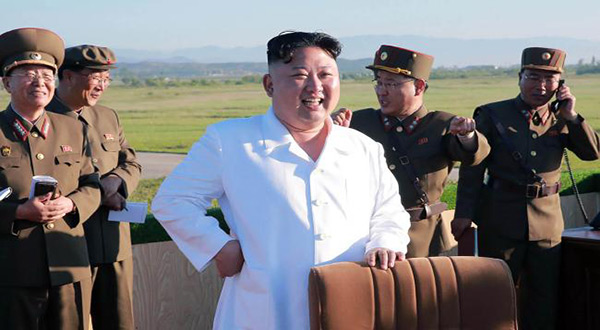 N Korea Warns US, Vows to Send «Bigger Gift Package»