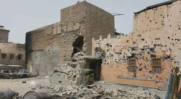 Saudi Forces Continue Attacking Al-Awamiyah: Shell Houses of Its Citizens Saudi Forces Continue Attacking Al-Awamiyah, Shell Houses of Its Citizens