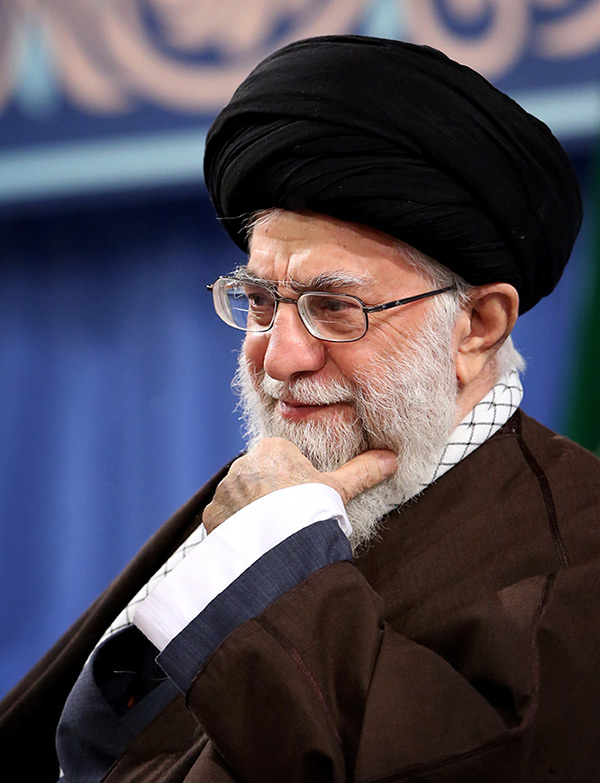 In Photos: Imam Khamenei Meets Iranian Youth