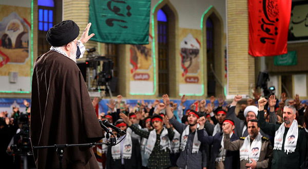 In Photos: Imam Khamenei Meets Iranian Youth