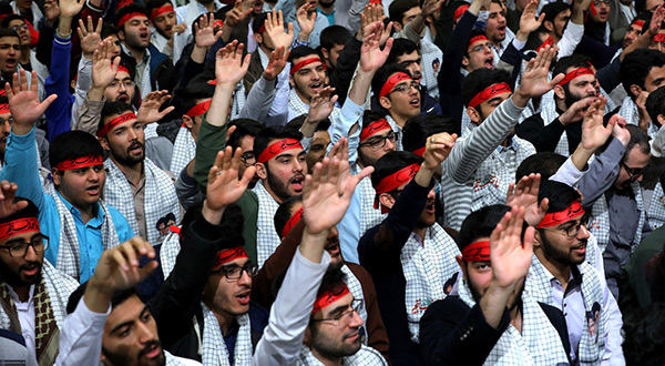 In Photos: Imam Khamenei Meets Iranian Youth
