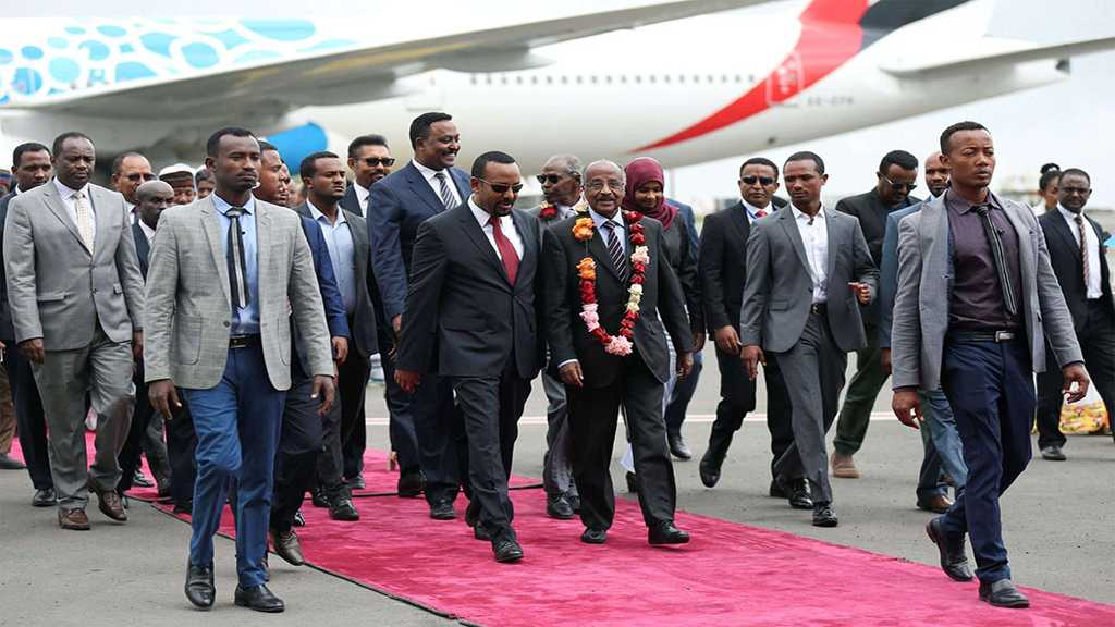 President of Eritrea Visits Ethiopia as Dramatic Thaw Continues