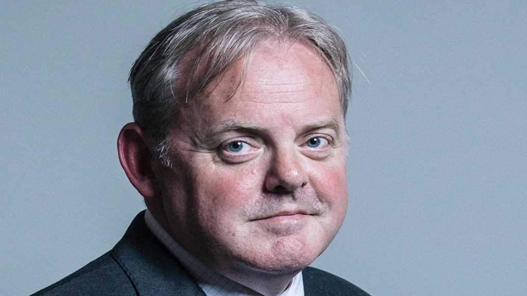 May Suffers Another Brexit Casualty: Defense Minister Resigns