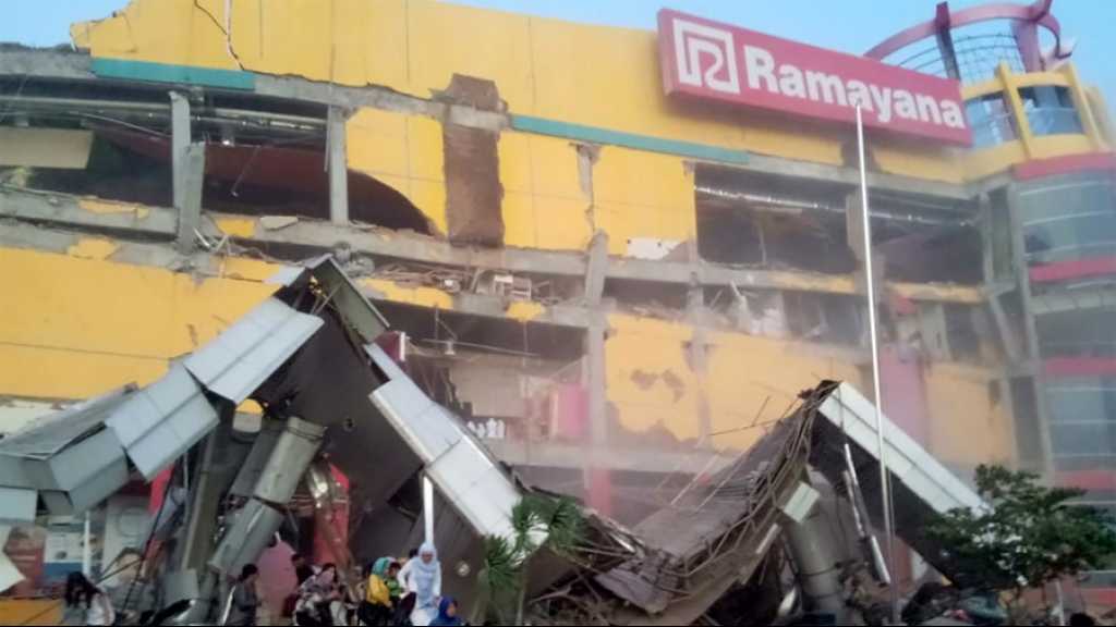  Hundreds Killed, More Injured in Indonesia Quake-Tsunami