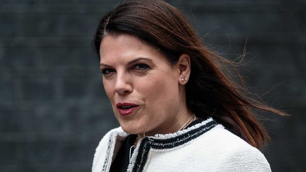 UK Minister Sparks Confusion with Remarks on EU Nationals