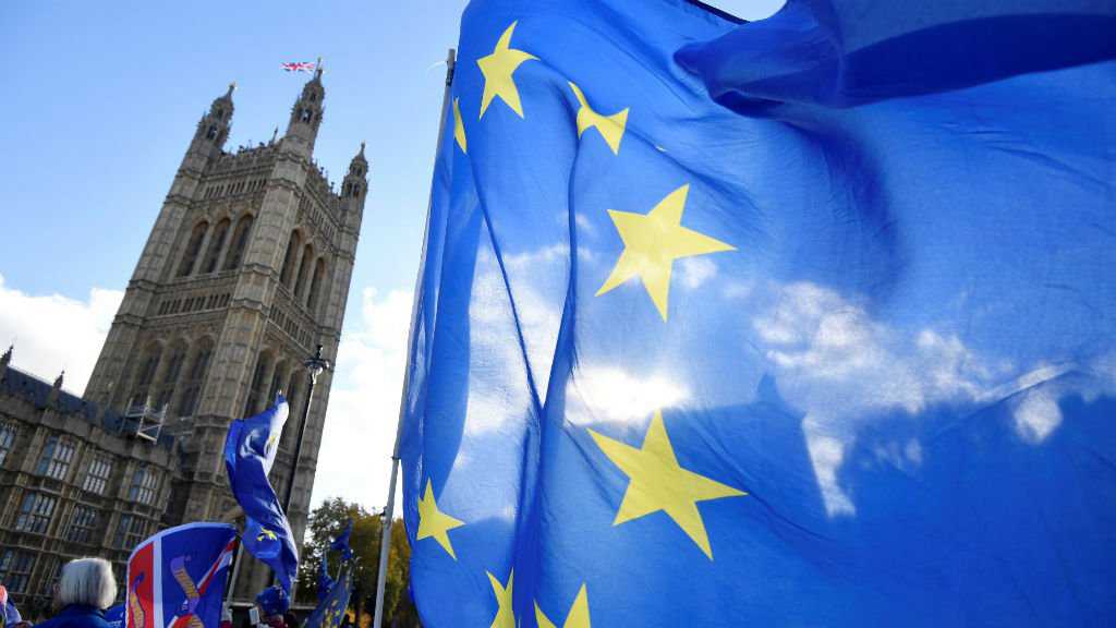 Brexit Backers Angry at May’s Deal with EU