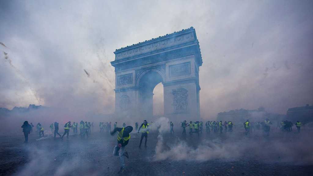 France: Gov’t Preparing To Suspend Fuel Tax Increases, Source Says