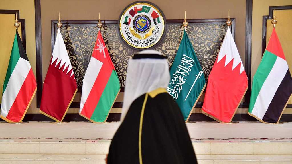 End of War? Saudi King Invites Qatari Emir to Attend GCC Summit