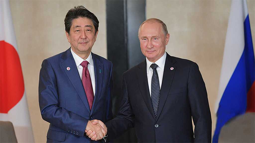 Putin, Abe Hold Summit to Break Island Impasse