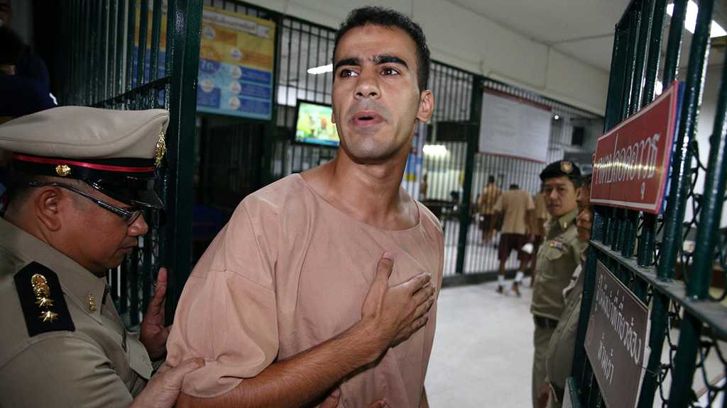 Thai FM Suggests Extradition of Bahraini Footballer to a Third Country