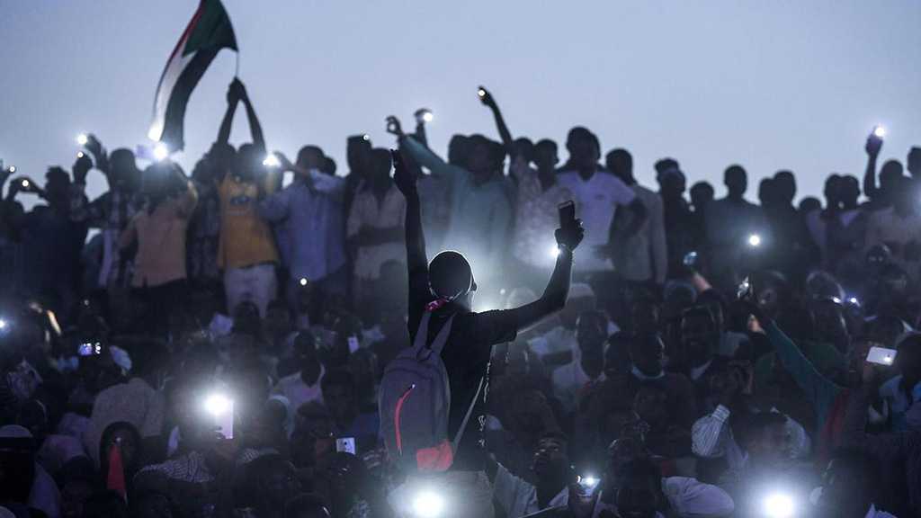 Sudan: Huge Crowd Floods Capital Khartoum Pushing for Country’s Handover
