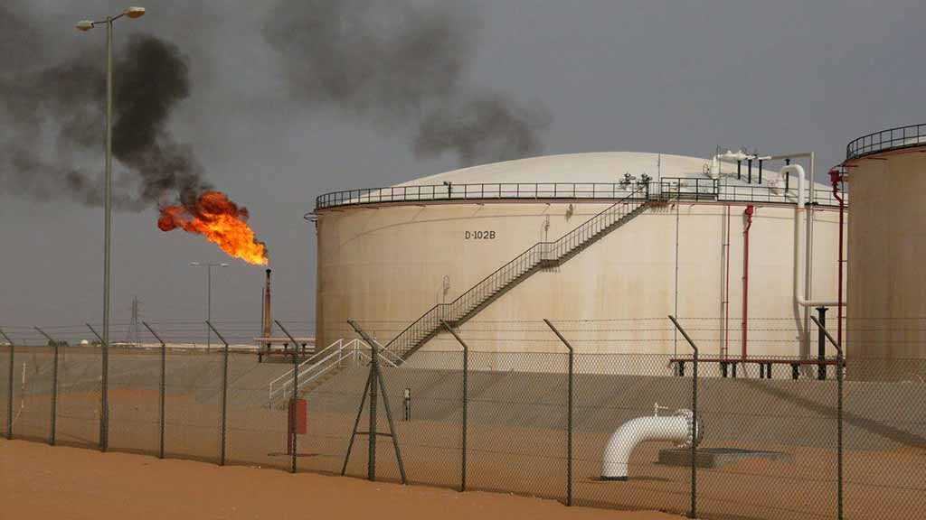 Libyan Guards Repel Assault on Oil Field