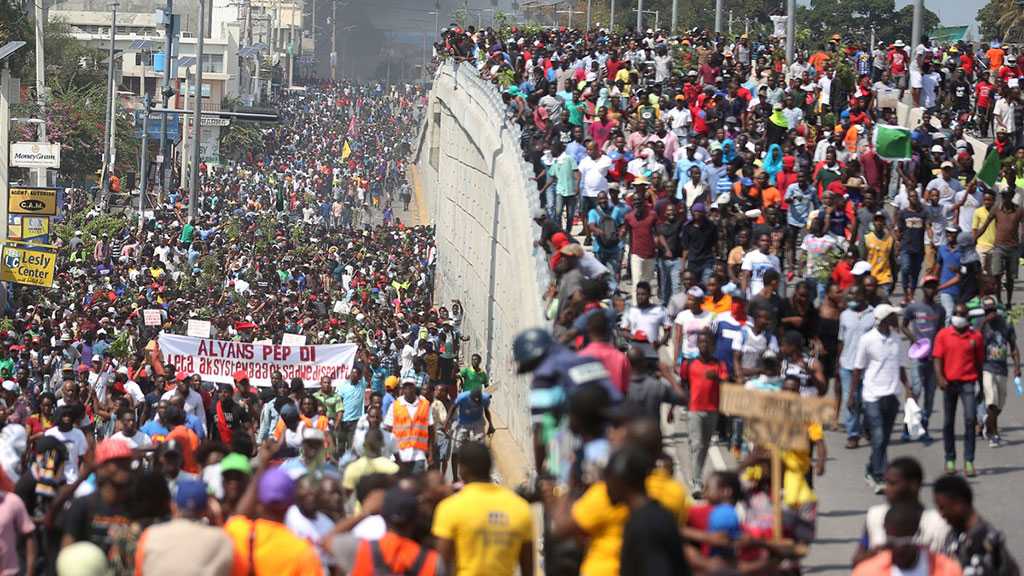 Haiti: Thousands Protest against Corruption