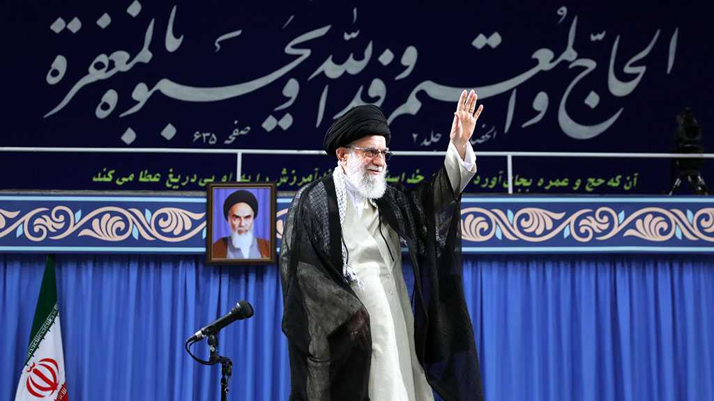 Imam Khamenei: Hajj Is a Political Obligation; Defending Yemenis, Palestinians is Based on Islamic Teachings