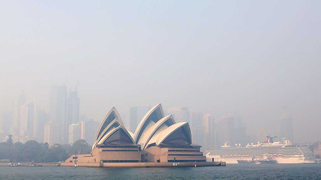 Bushfires Continue to Burn in Australia, Smoke Blanketing Sydney
