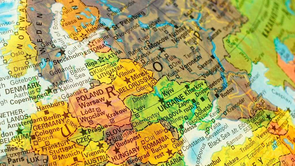 Poll: Most Europeans Want EU and Russia to Mend Ties