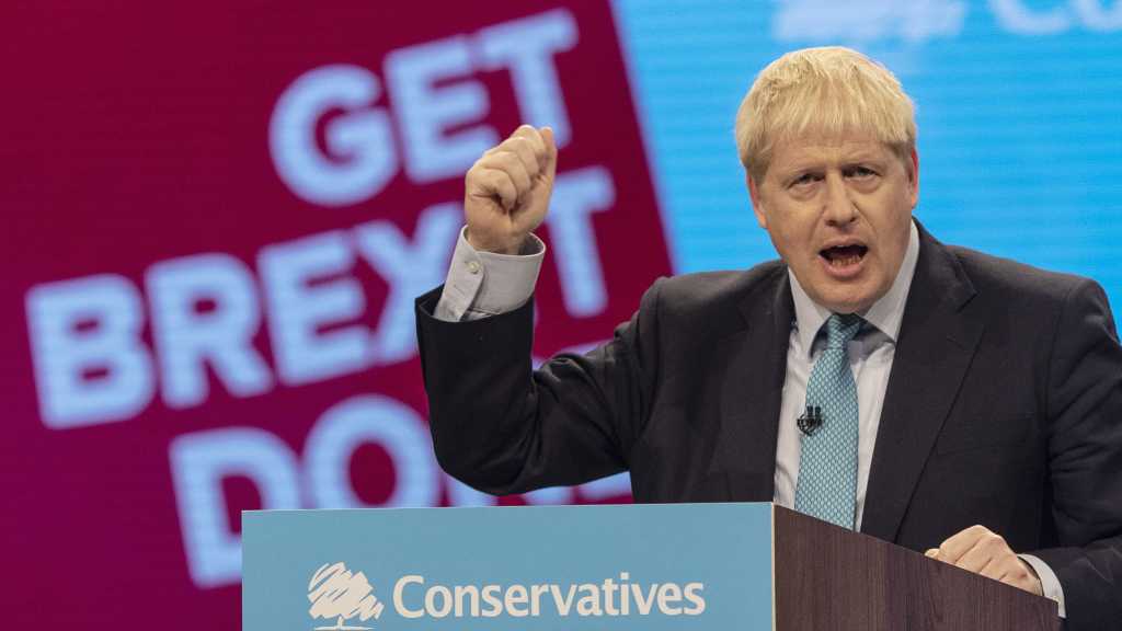 Boris Johnson Is Set to Squeeze in Trade Talks with US before Debating Deal with EU