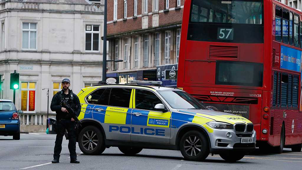 London Police Kill Man after Terror Stabbings