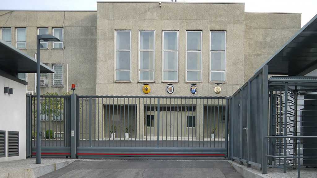 Britain Shuts Embassy in North Korea, Evacuates Diplomats