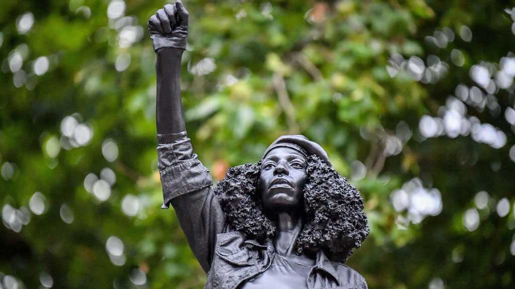BLM Sculpture of Jen Reid Removed from Colston Plinth