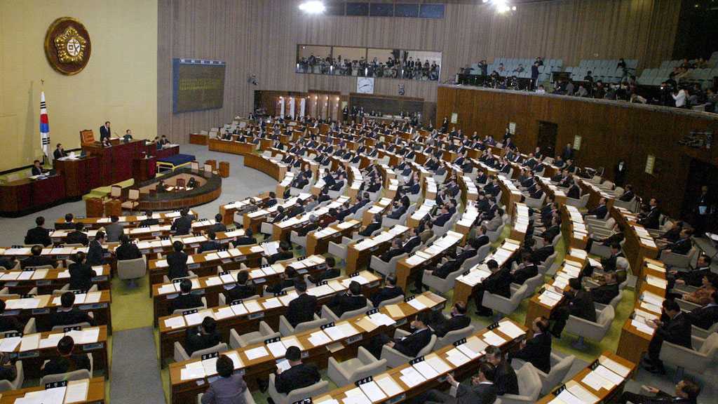 South Korea Closes Parliament over Virus Fears