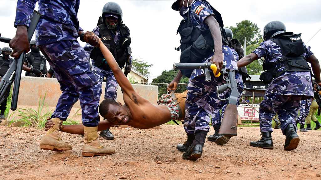 Uganda: At Least 37 Killed in Protests After Presidential Candidate Wine’s Arrest