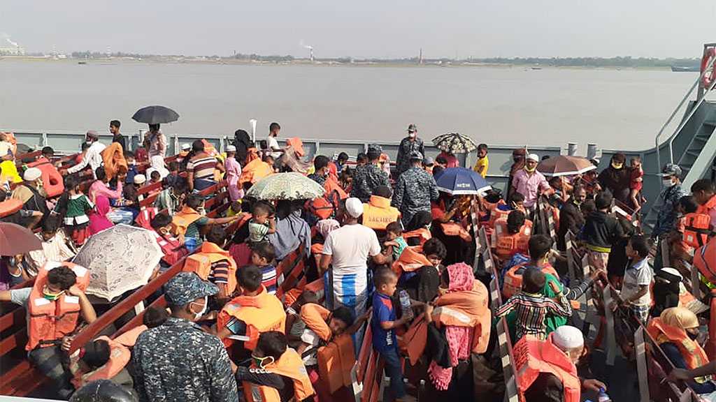 Bangladesh Begins Moving Second Group of Rohingya to Bhashan Char
