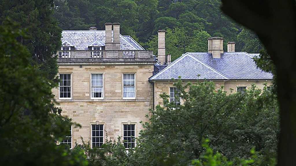 Saudi Prince Sells English Country Estate to King of Bahrain