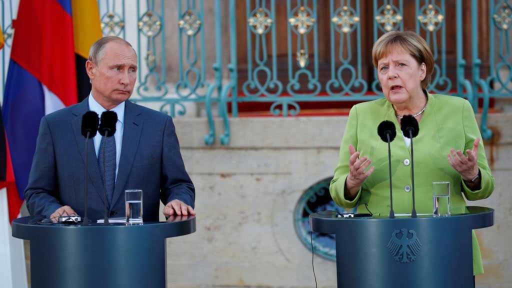 Merkel Urges Putin To Pull Troops Back from Ukraine Border