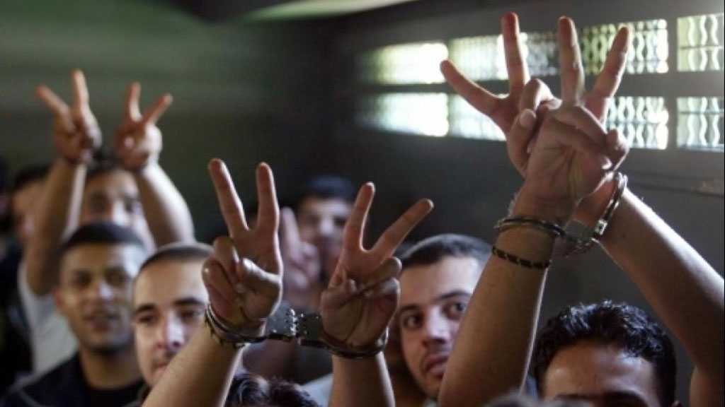 Five Palestinian Detainees Continue their Battle of Hunger Strike