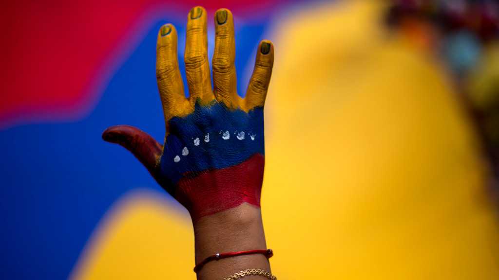 Venezuelan Gov’t, Opp. Sign Memorandum to Seek Resolution of Crisis