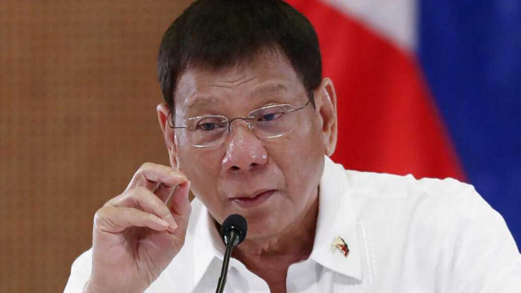 Philippines President Announces Retirement from Politics