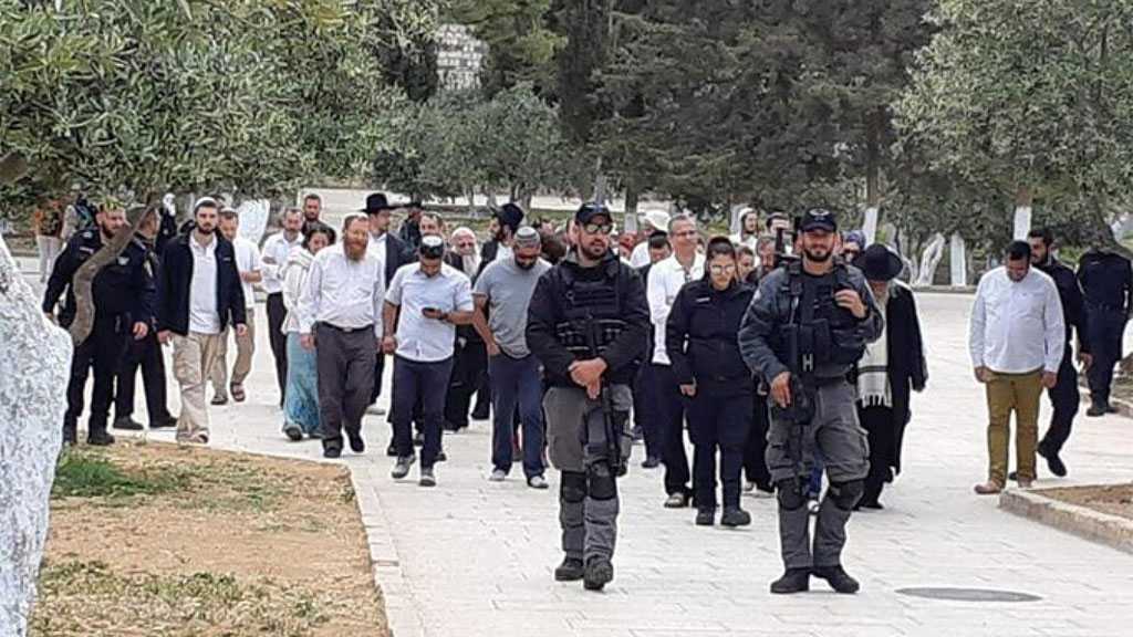 ‘Israeli’ Settlers Break into Al-Aqsa Mosque Compound