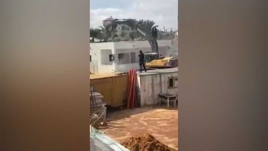 ‘Israeli’ Bulldozers Raze House of 11-Member Palestinian Family in Lod City