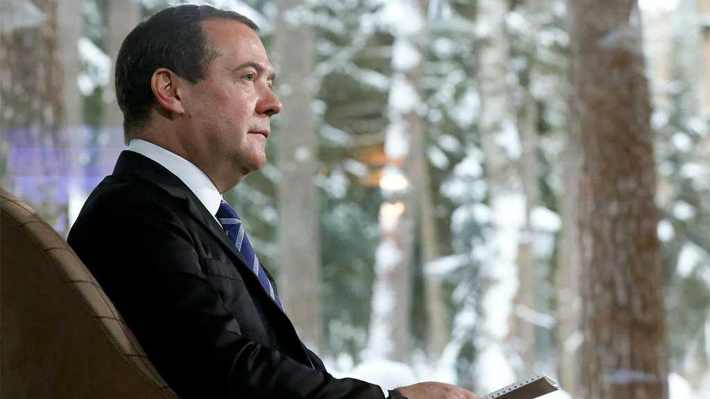 Russia Warns US: We Have the Might to Put You in Your Place