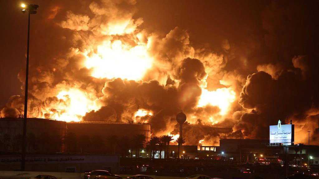 Saudi Aramco on Fire after New Retaliatory Strikes from Yemeni Resistance
