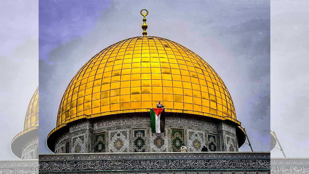 Aqsa Mosque: 150k Worshippers Attended Friday Prayers, Palestinian Flag Raised For First Time in Decades