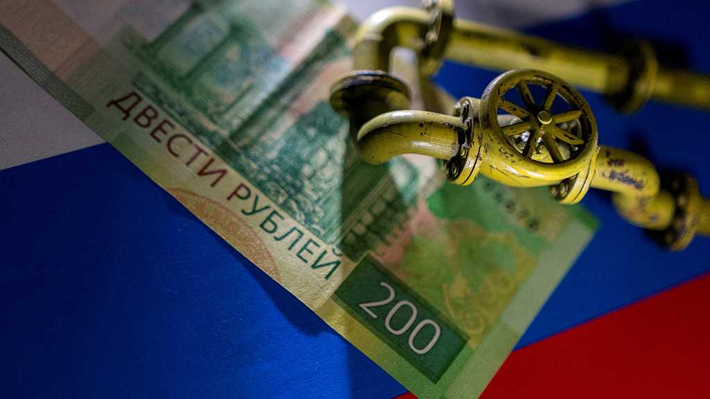 Ruble Hits 5-Year High as Gas Buyers Bend to Putin’s Will