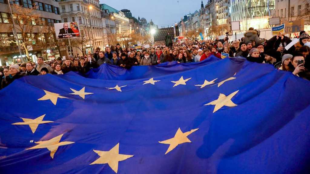 Poll: EU Citizens Favor Peace Over Punishing Russia