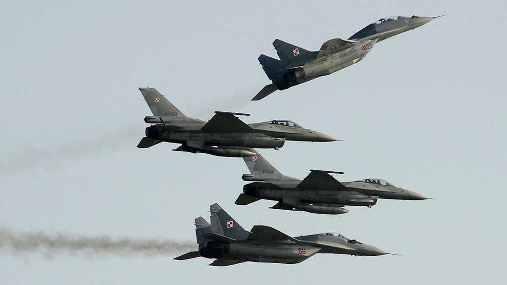 Politico: Ukraine Unlikely to Get F-16s Soon