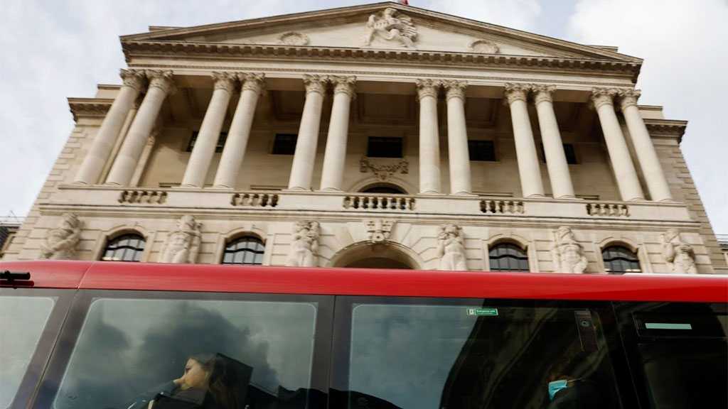 Rating Agency Fitch Downgrades UK Credit Outlook