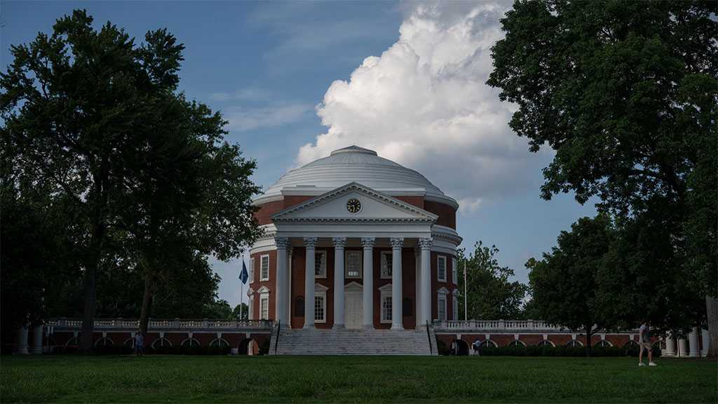 Three Dead, Two Injured at University of Virginia Shooting, Campus on Lockdown