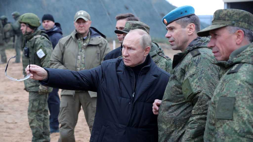 Putin Visits Joint Staff of Troops Involved in Military Operation