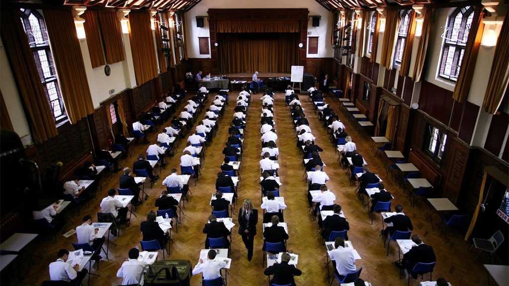 UK Teachers May Go on Strike as PM Battles to Contain Unrest