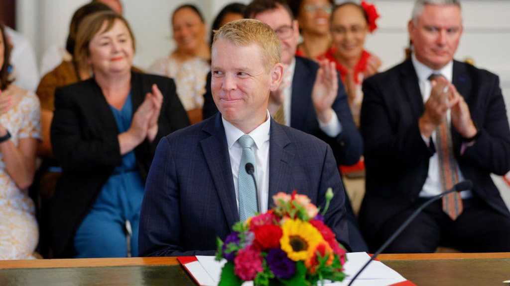 Chris Hipkins Sworn in as New Zealand Prime Minister